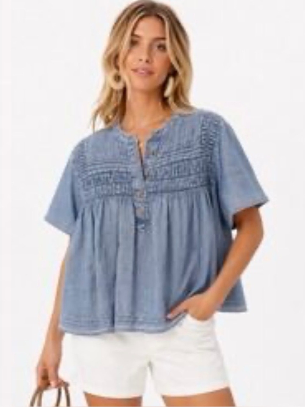 Solitaire chambray Pintucked button blouse